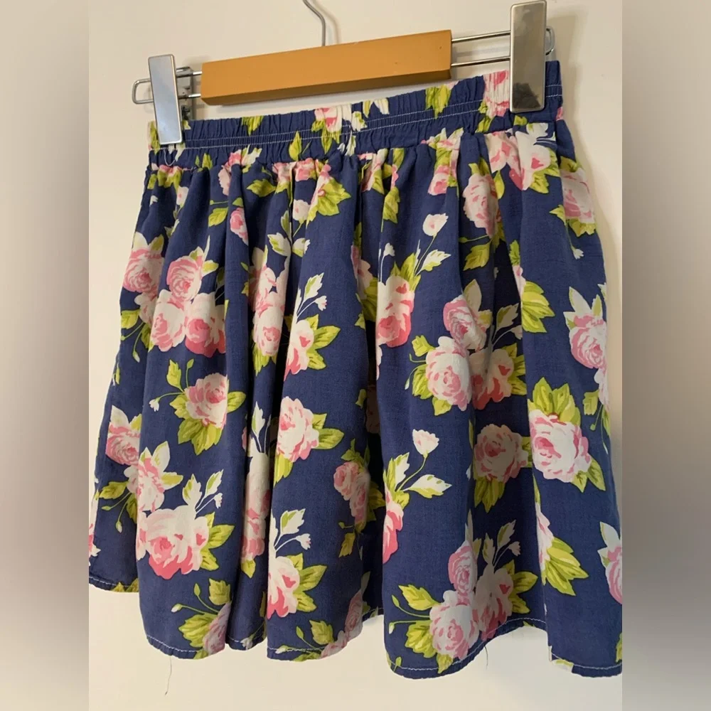 Summer skirt - Picture 4 of 9